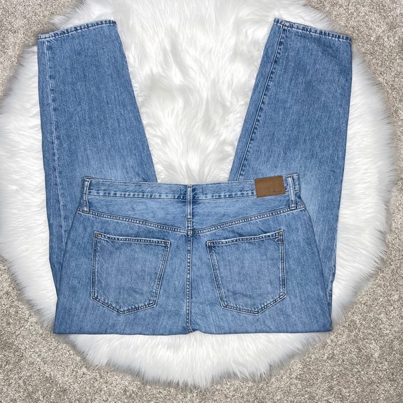 Madewell The Slouchy Boyjean in Riverspring Wash - Picture 3 of 7